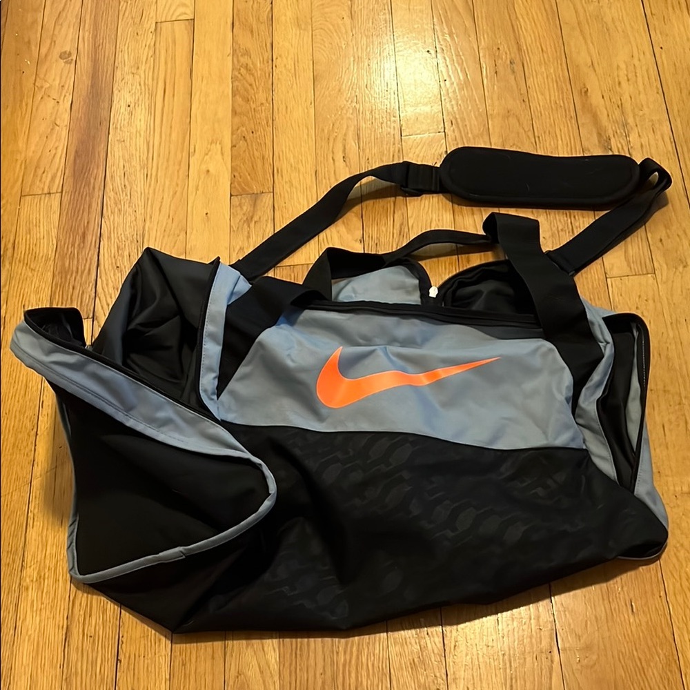 Nike Black and Gray Duffel Bag